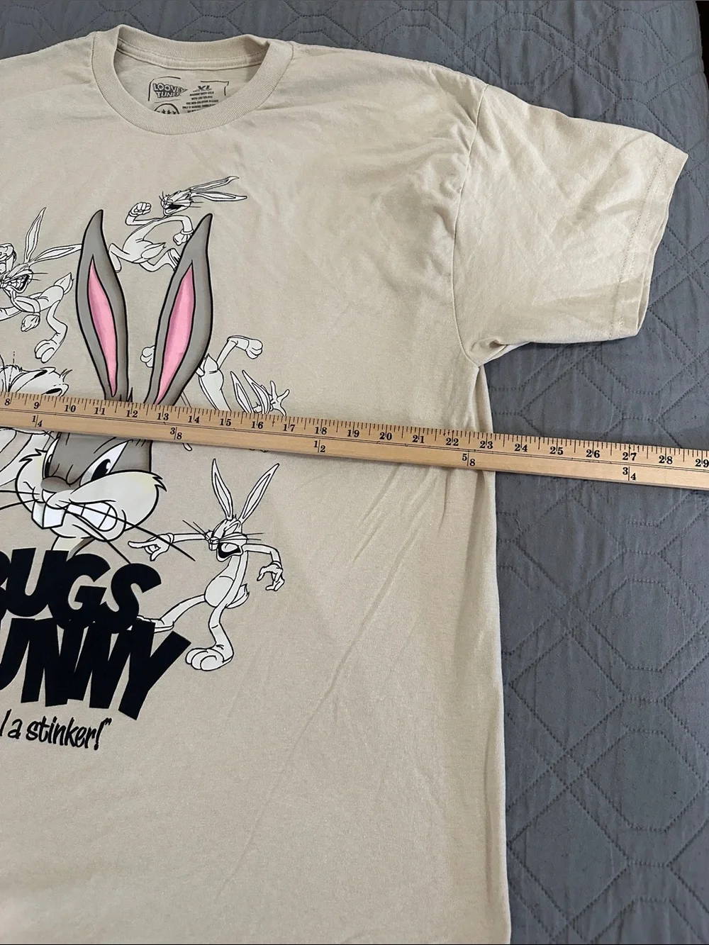 Bugs Bunny Looney Tunes CVLA Shirt Men’s Size XL